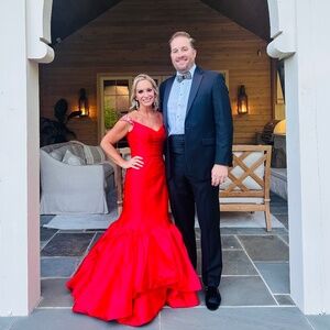 Meet your Posher, Jenn